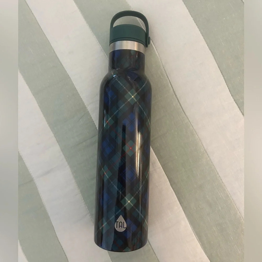Tal Merlot bottle